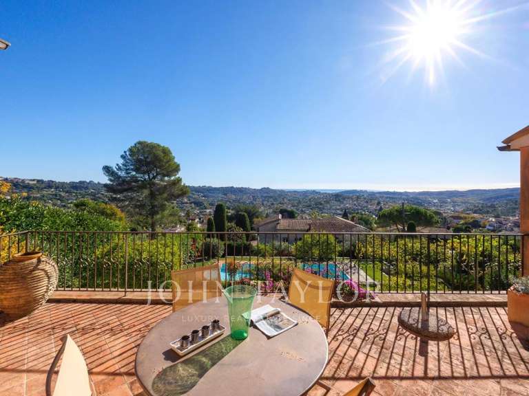 Maison La Colle-sur-Loup - 3 chambres - 172m²