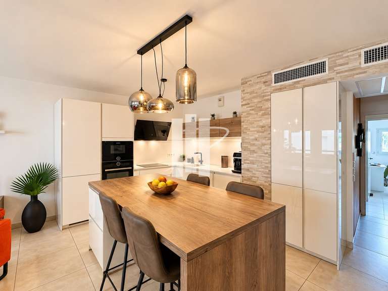 Apartment Saint-Raphaël - 3 bedrooms - 88m²