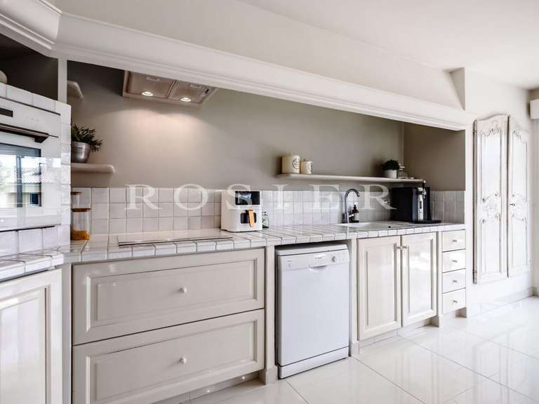 Appartement L'Isle-sur-la-Sorgue - 2 chambres - 123m²