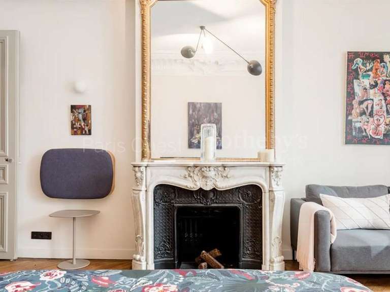 Appartement Paris 8e - 2 chambres - 70m²