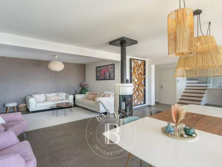 Maison Annecy - 4 chambres - 174m²