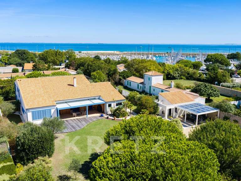 Maison Saint-Denis-d'Oléron - 5 chambres - 360m²