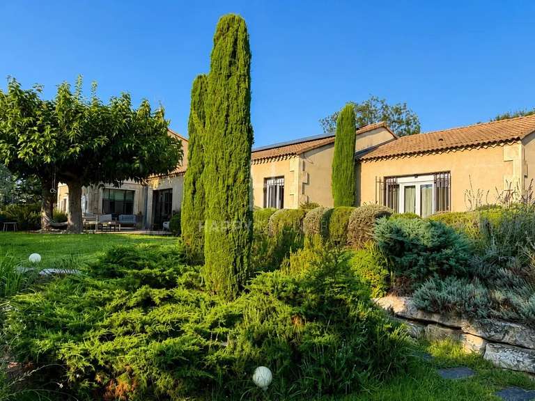 Maison Fontvieille - 5 chambres - 236m²