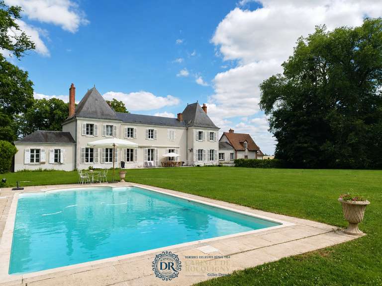 Maison Chaingy - 6 chambres - 400m²