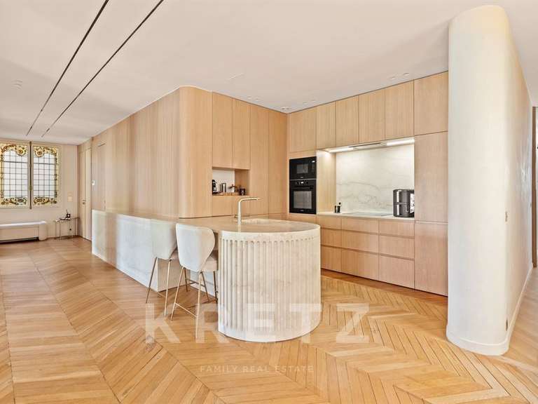 Apartment Paris 7e - 3 bedrooms - 200m²