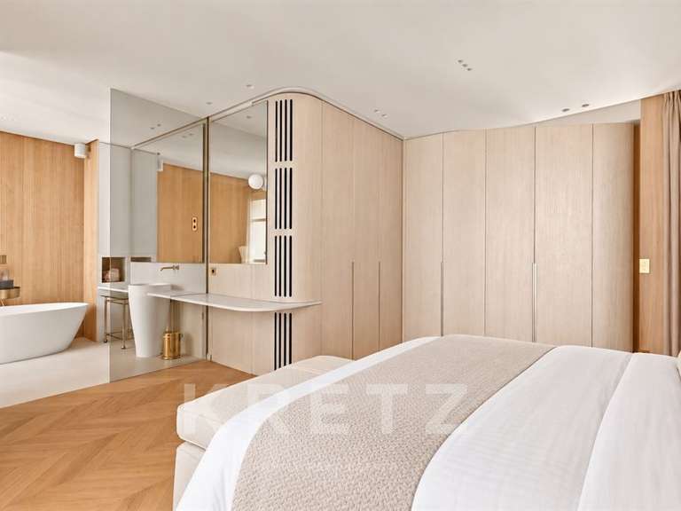 Apartment Paris 7e - 3 bedrooms - 200m²