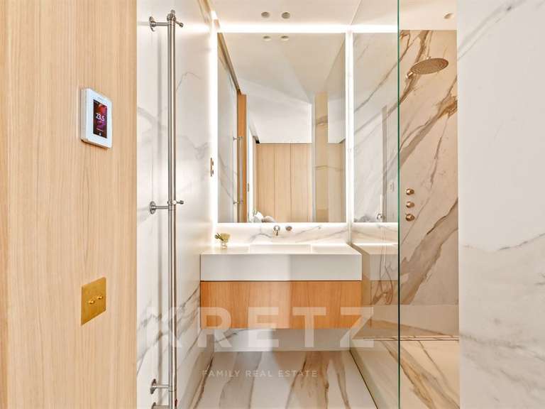 Apartment Paris 7e - 3 bedrooms - 200m²