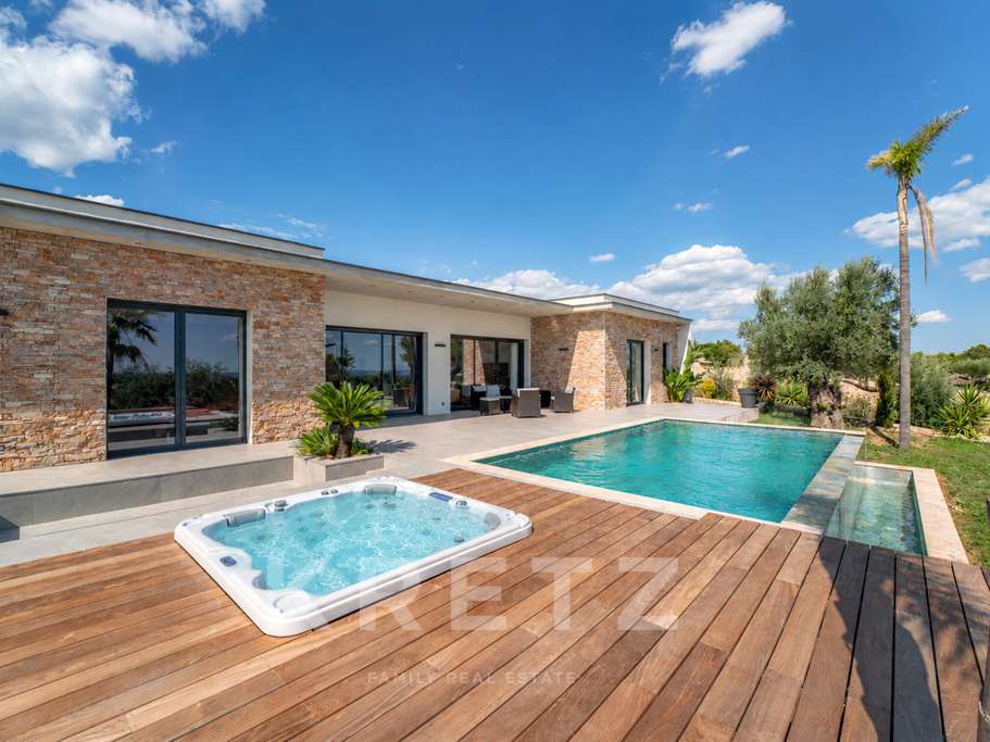 House Nîmes