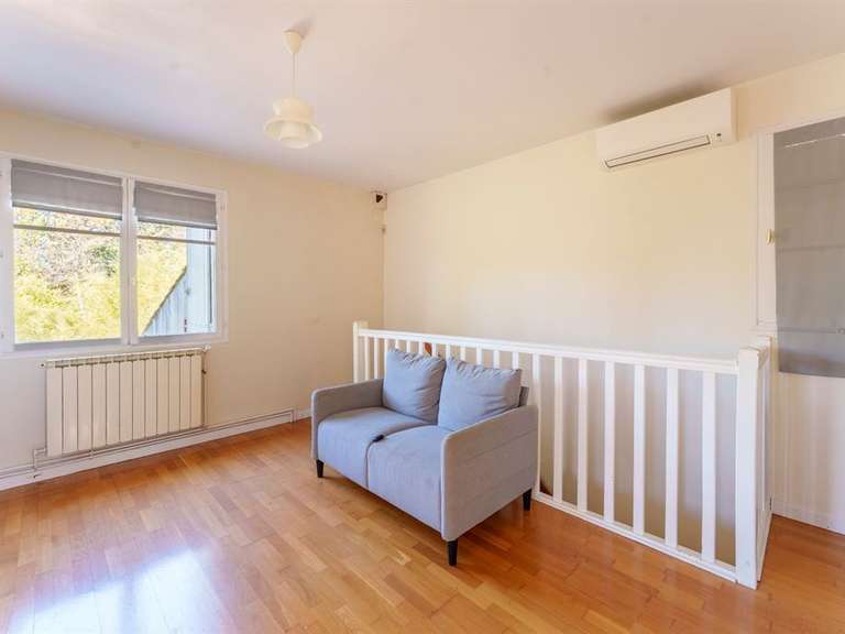 Maison Montferrier-sur-Lez - 4 chambres - 145m²