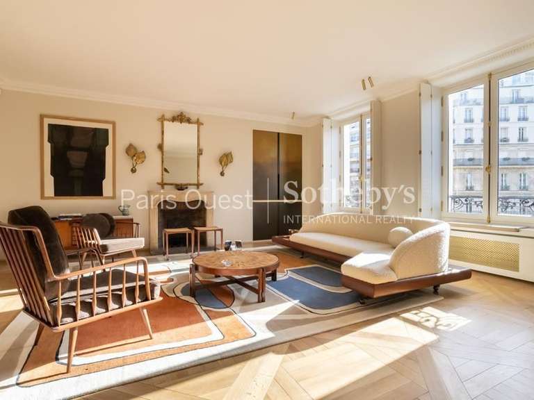 Appartement Paris 8e - 3 chambres - 168m²