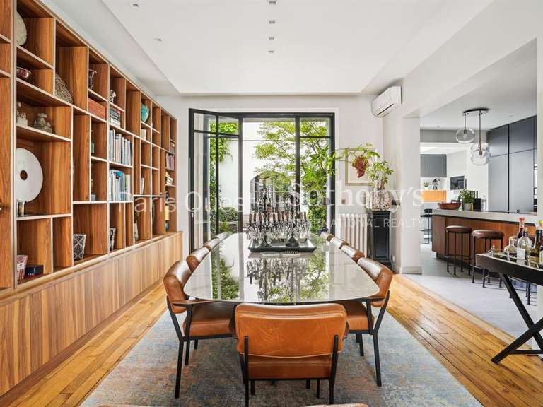 House Neuilly-sur-Seine - 4 bedrooms - 350m²
