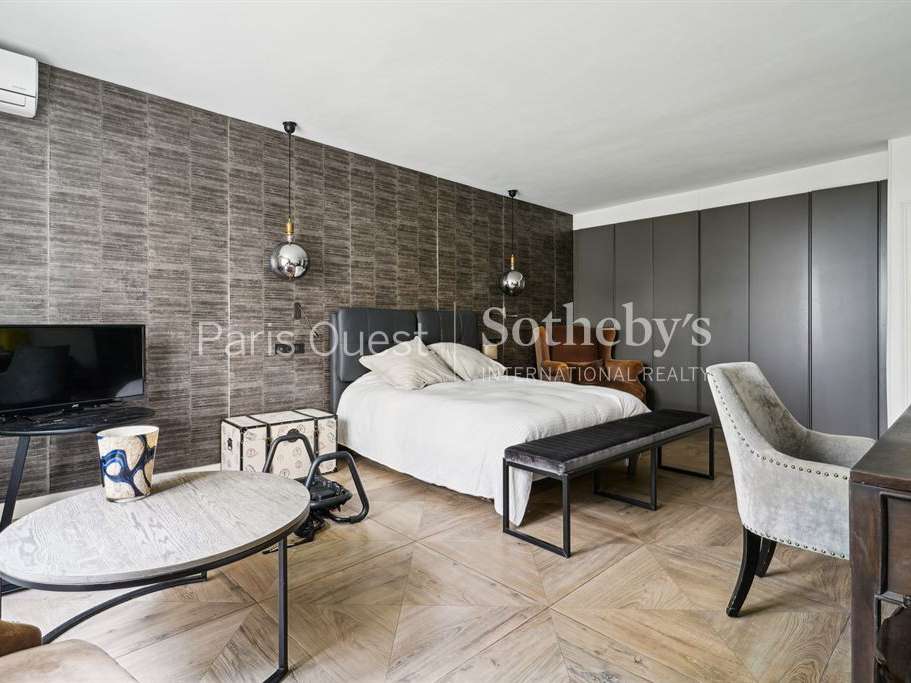 House Neuilly-sur-Seine