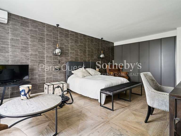 House Neuilly-sur-Seine - 4 bedrooms - 350m²