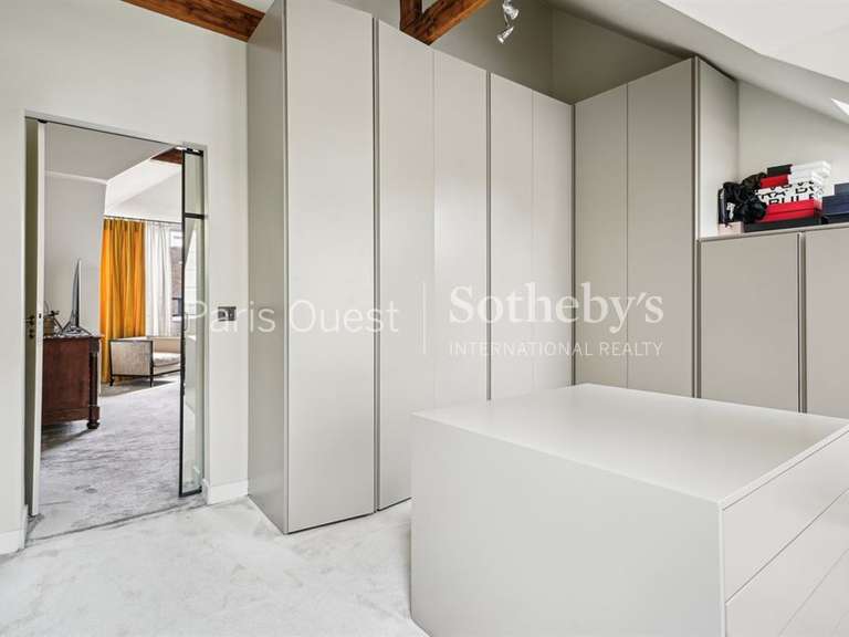 House Neuilly-sur-Seine - 4 bedrooms - 350m²