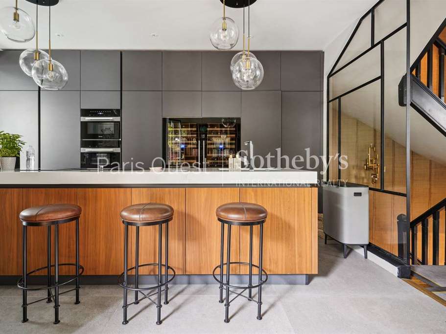 House Neuilly-sur-Seine