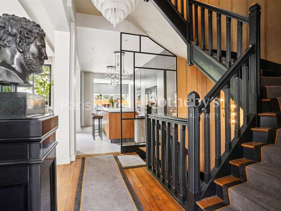 House Neuilly-sur-Seine