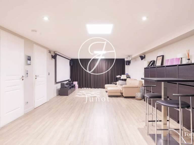 House Chatou - 4 bedrooms - 200m²