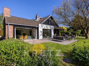 Maison 6 pièces 215 m² · à Camphin-en-Pévèle · 215 m² · 895 000 €