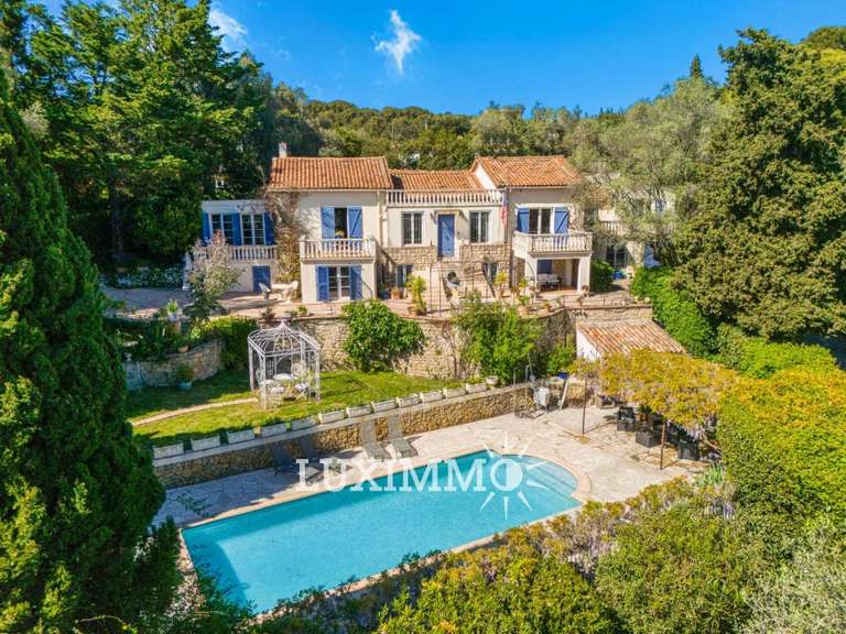 Villa Le Cannet - 10 chambres - 380m²