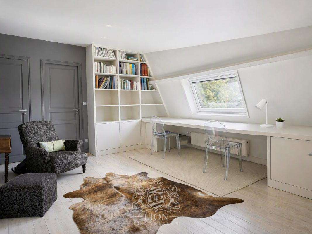 Apartment Croix