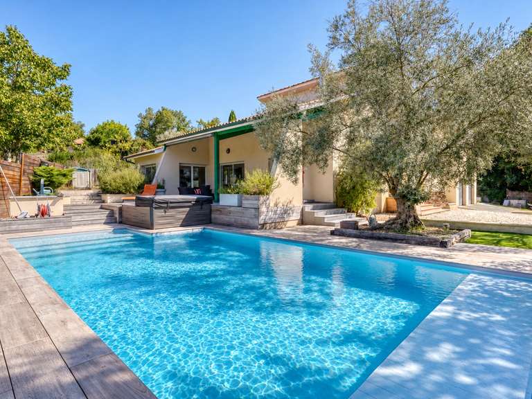 Maison Montussan - 5 chambres - 190m²