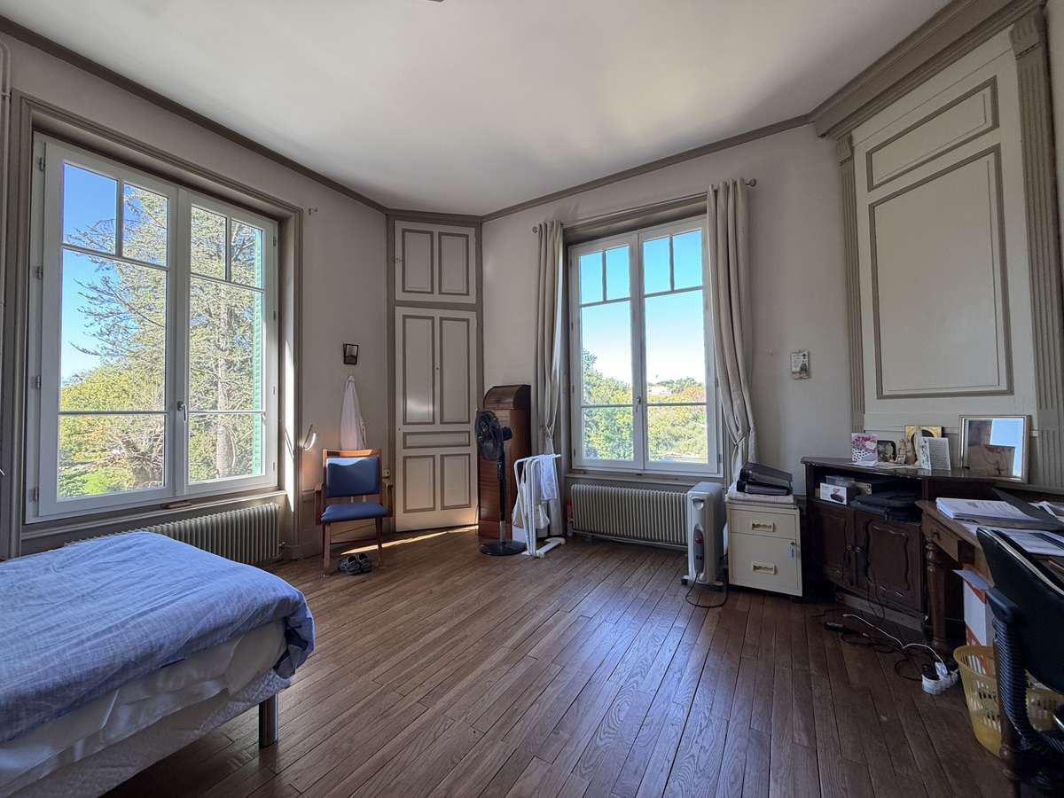 House Neuville-sur-Ain