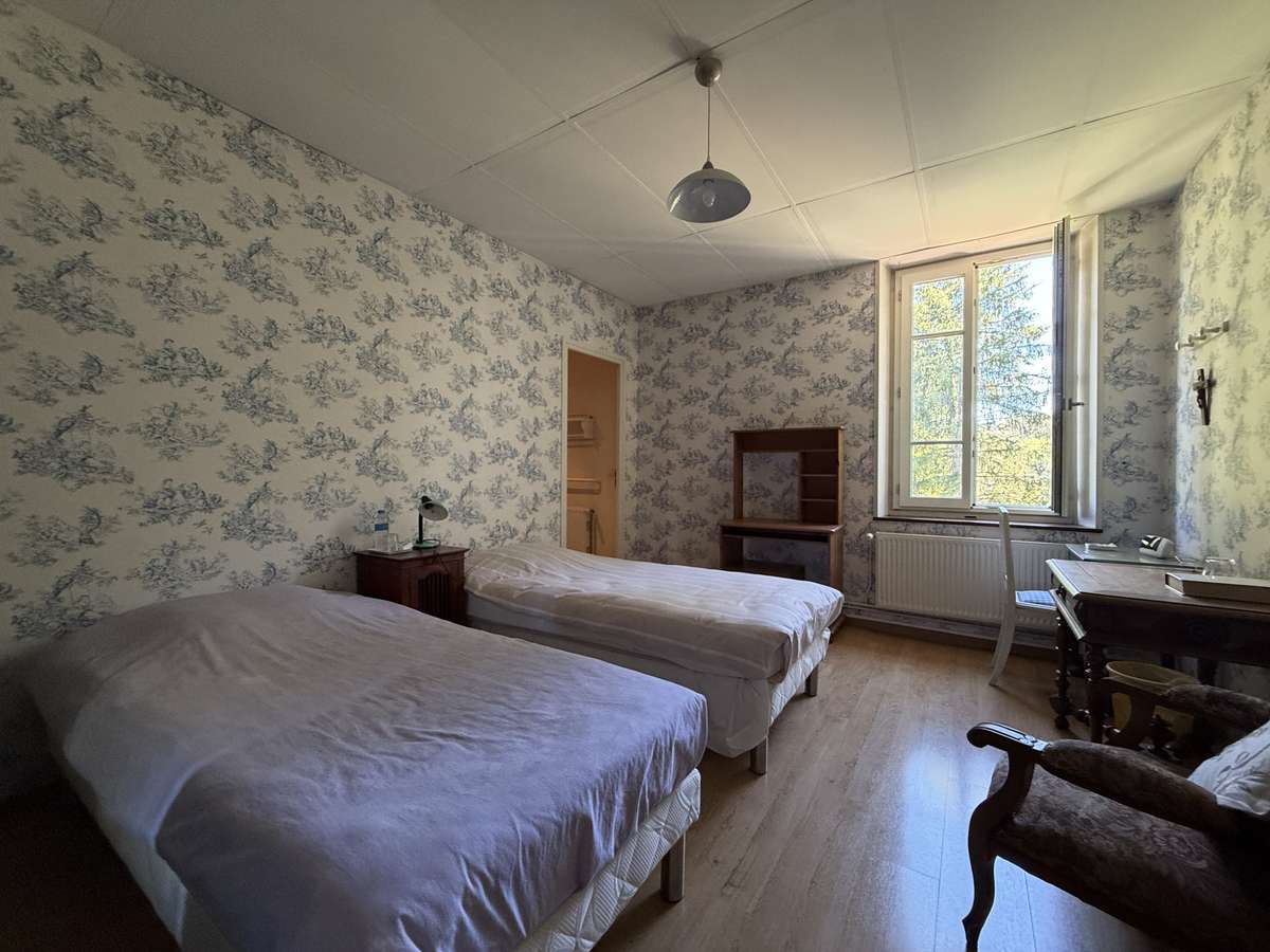 House Neuville-sur-Ain