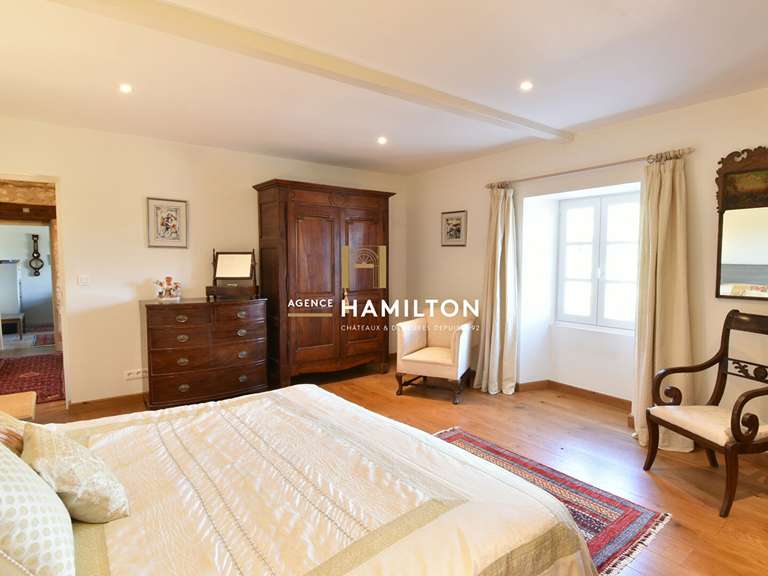 Maison Gaillac - 5 chambres - 270m²