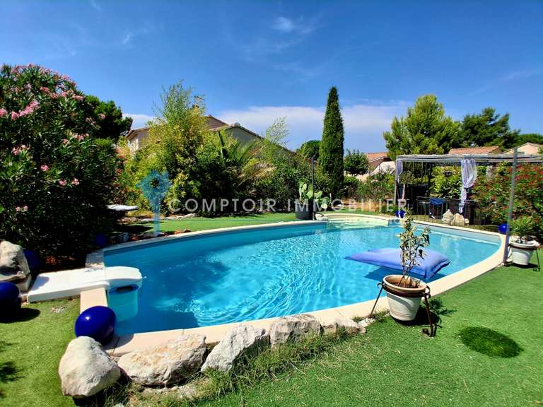 Maison Maubec - 3 chambres - 122m²
