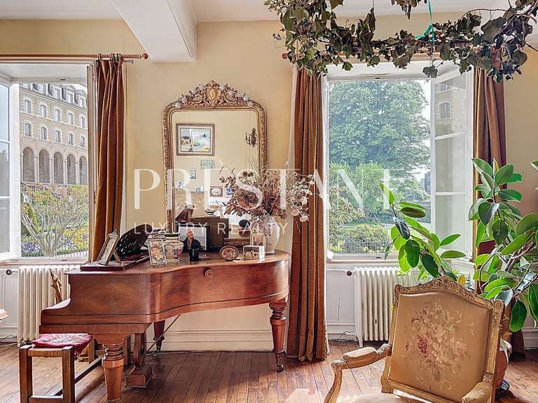 Maison Rennes - 6 chambres - 280m²