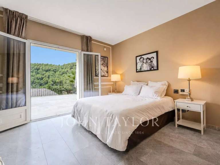 Villa Grasse - 7 bedrooms - 461m²