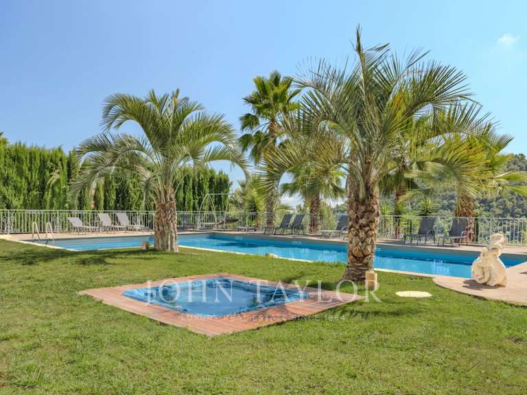 Villa Grasse - 7 bedrooms - 461m²