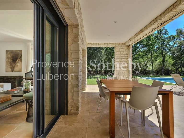 Maison Saint-Saturnin-lès-Apt - 295m²