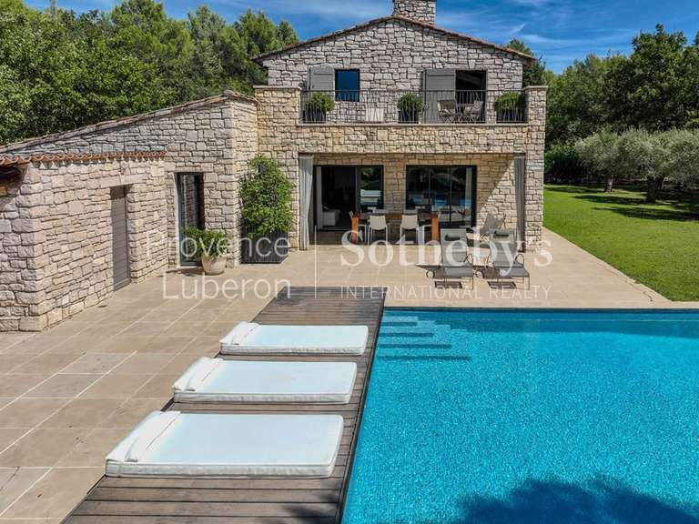 Maison Saint-Saturnin-lès-Apt - 295m²
