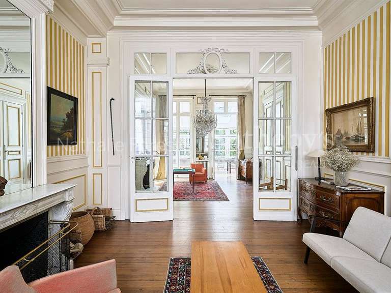 Maison Lille - 8 chambres - 290m²