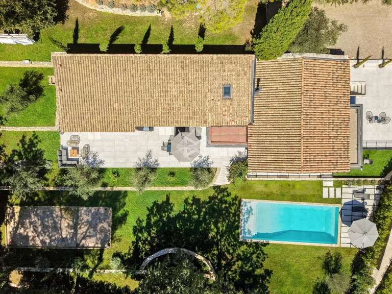 Villa Valbonne - 5 bedrooms - 289m²