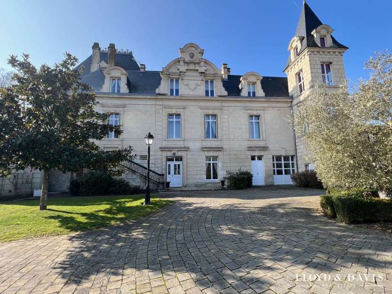Maison Villers-Cotterêts - 710m²
