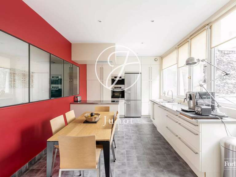 Appartement Paris 17e - 4 chambres - 176m²