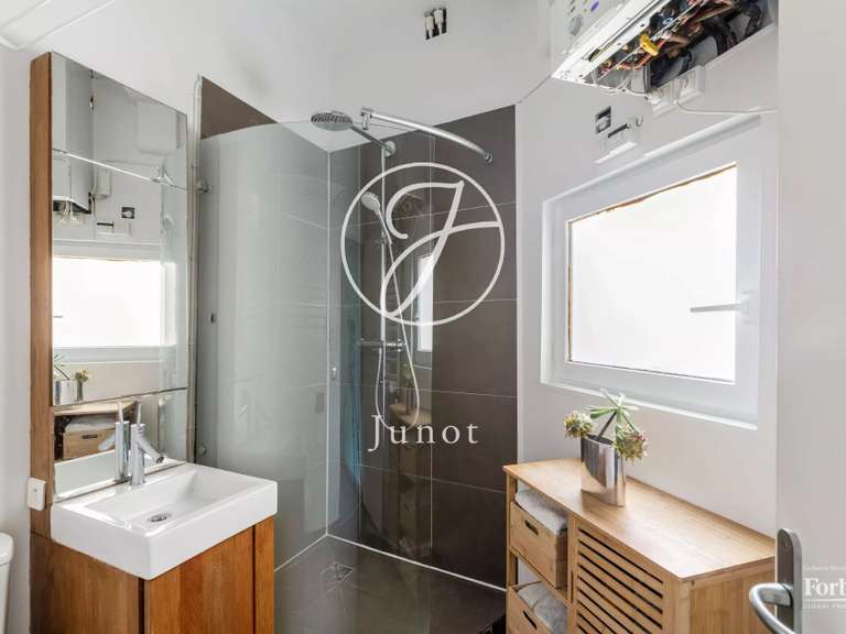 Appartement Paris 17e - 4 chambres - 176m²