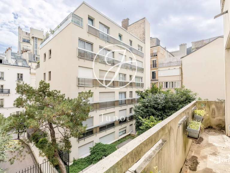 Appartement Paris 17e - 4 chambres - 176m²