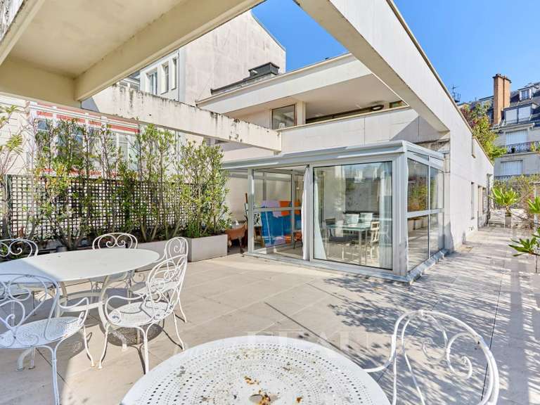 Appartement Paris 7e - 2 chambres - 159m²