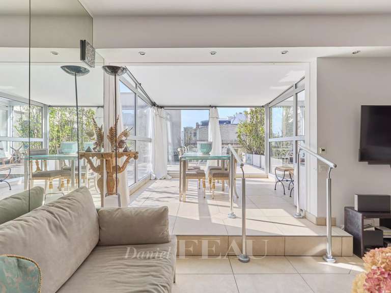 Appartement Paris 7e - 2 chambres - 159m²