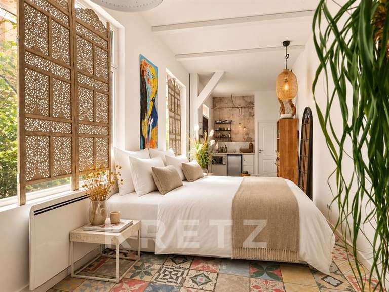 Apartment Paris 10e - 3 bedrooms - 120m²
