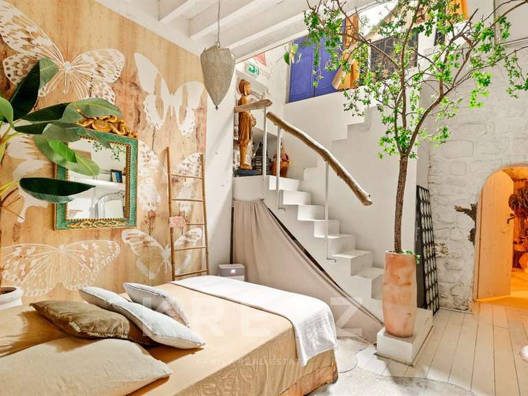 Apartment Paris 10e - 3 bedrooms - 120m²