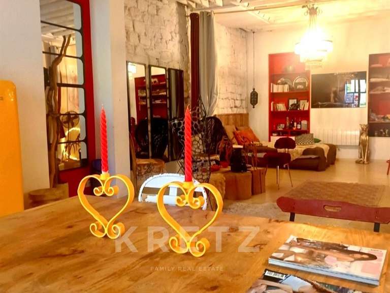 Apartment Paris 10e - 3 bedrooms - 120m²