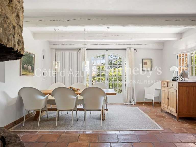 Maison Mouans-Sartoux - 4 chambres - 190m²