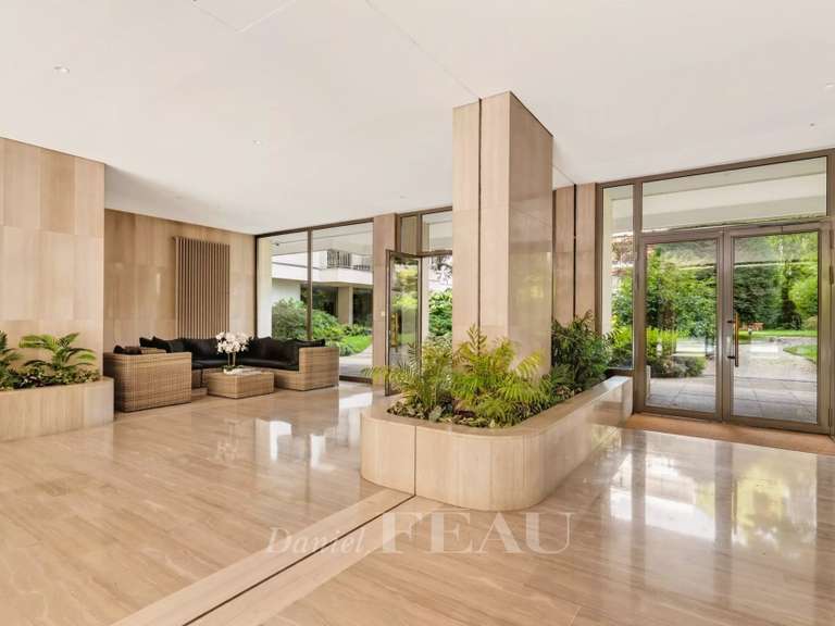 Appartement Neuilly-sur-Seine - 3 chambres - 207m²