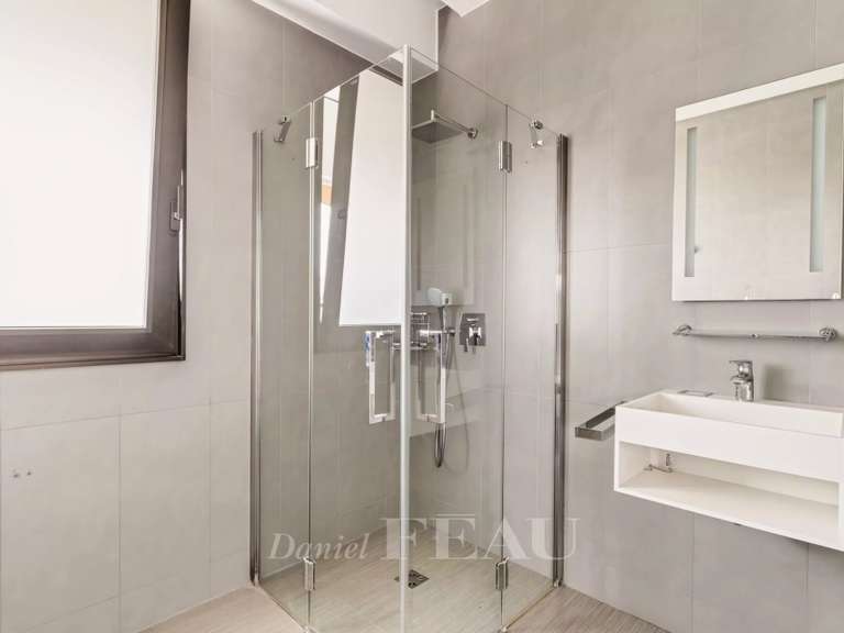 Appartement Neuilly-sur-Seine - 3 chambres - 207m²