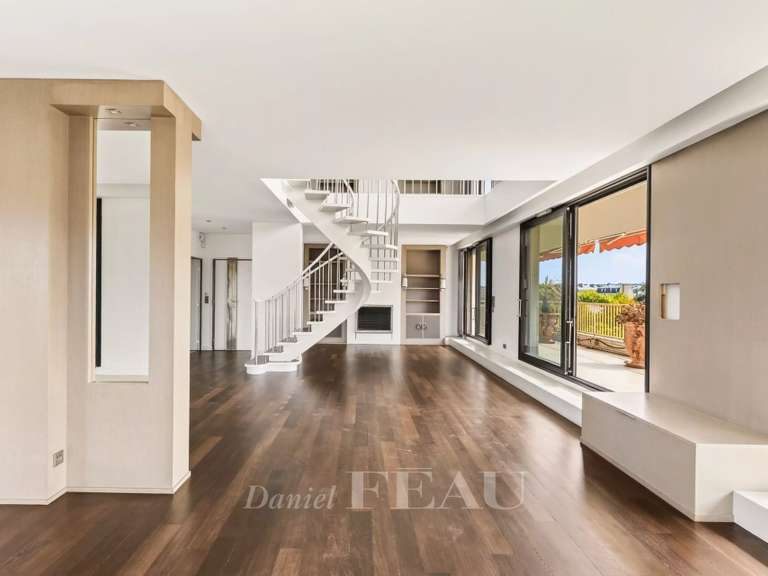 Appartement Neuilly-sur-Seine - 3 chambres - 207m²