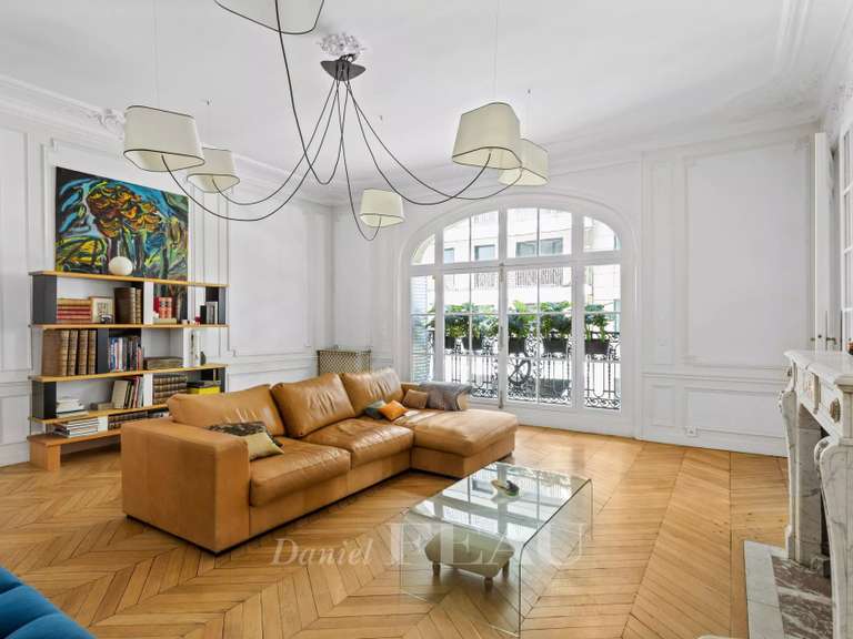 Appartement Paris 8e - 3 chambres - 190m²
